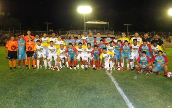 Grupo Buriti realiza ação beneficente em parceria com jogadores de futebol