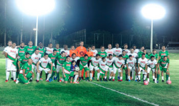 Nosso tradicional futebol beneficente tem recorde de arrecadação: 11.850 kg de alimentos.